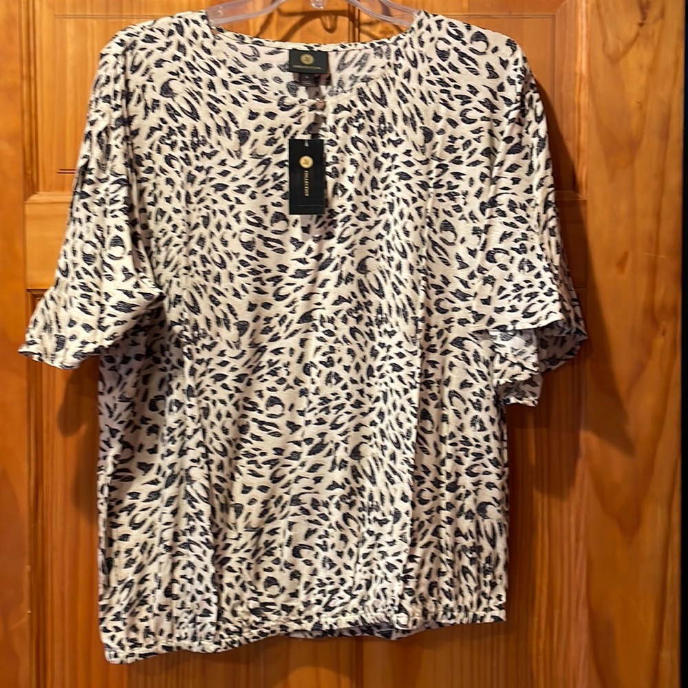 NWT Black and Cream Blouse